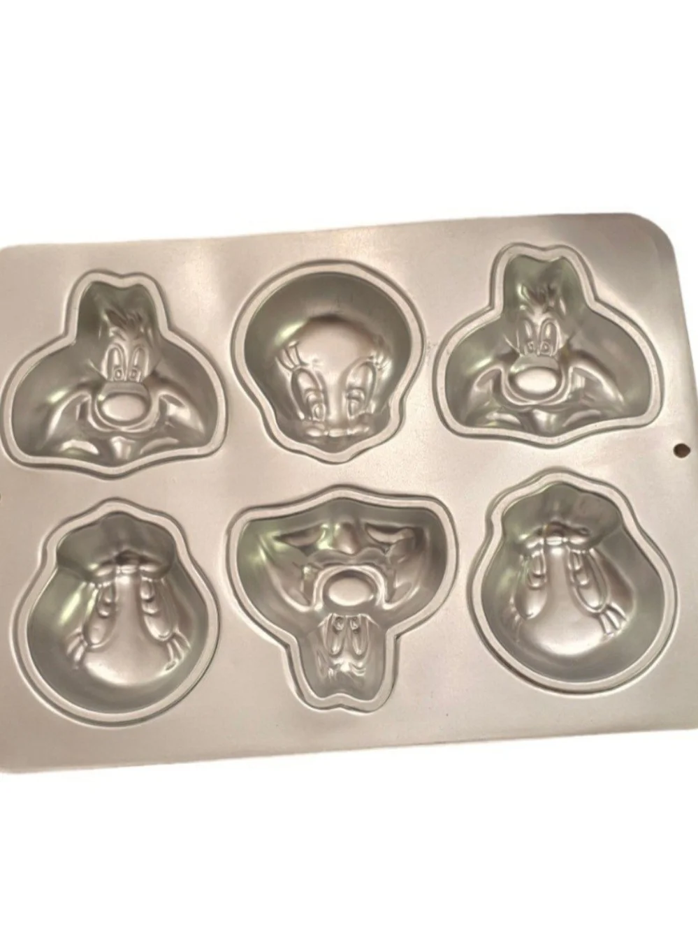 VTG 1994 Wilton Warner Bros Tweety & Sylvester Muffin Cake Mold Pan 6 Cavity